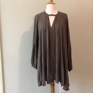 Altar’d state key hole cut out tunic dress